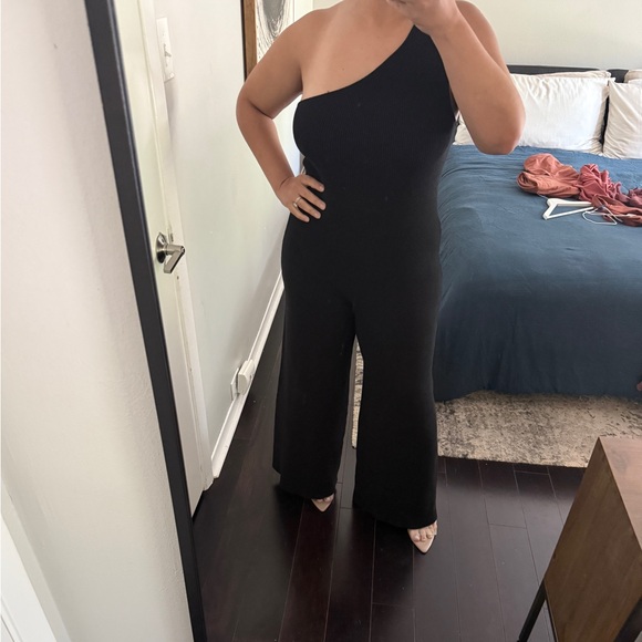 One Shoulder Black Women's Jumpsuit - Picture 6 of 7